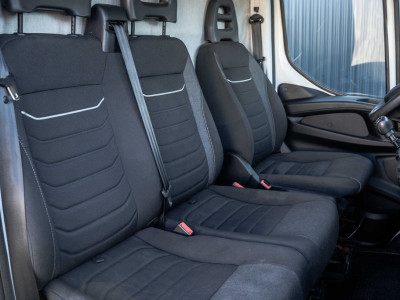 Iveco Daily **35S14 | 140PK | L2H2 |Trekhaak 3.500 Kg | 3-Zits | Climatronic** foto 13