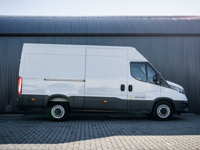 Iveco Daily **35S14 | 140PK | L2H2 |Trekhaak 3.500 Kg | 3-Zits | Climatronic** foto 6