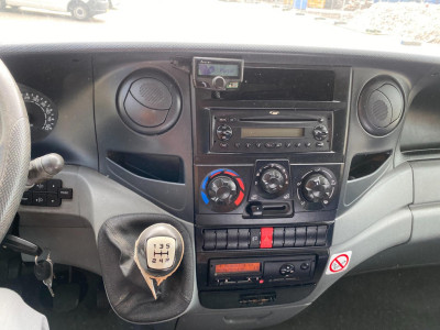 Iveco Daily 35S14 375 *  Trekker + Oplegger * 100KW=136PK * Airbag * Elek ramen  * 9