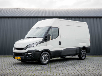 Iveco Daily 35S14 | Automaat | 3-Zits | Camera | Cruise | Airco | Trekhaak