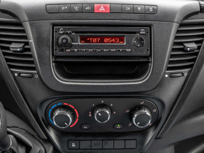 Iveco Daily 35S14 | Automaat | 3-Zits | Camera | Cruise | Airco | Trekhaak foto 21