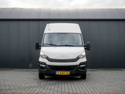 Iveco Daily 35S14 | Automaat | 3-Zits | Camera | Cruise | Airco | Trekhaak foto 3