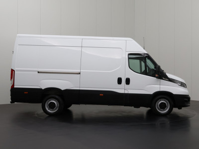 Iveco Daily 35S14 Hi-Matic Automaat L2H2 | 3500Kg TG | Airco | Cruise | 3-Persoons | Betimmering foto 13