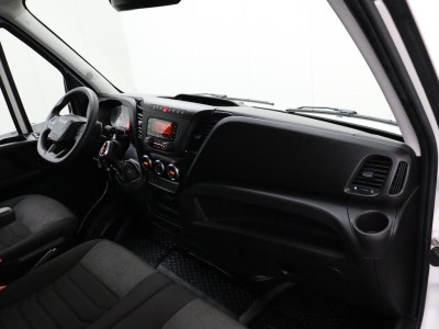 Iveco Daily 35S14 Hi-Matic Automaat L2H2 | 3500Kg TG | Airco | Cruise | 3-Persoons | Betimmering foto 18