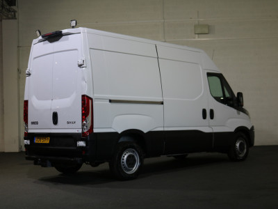 Iveco Daily 35S14 L2 H2 Airco 3.5T Trekhaak foto 10