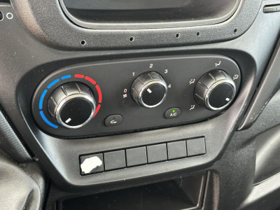 Iveco Daily 35S14N 3.0 345 kipper openlaadbak airco trekhaak foto 10