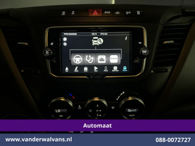 Iveco Daily 35S14V 136pk Automaat 3500kg Trekhaak L2H2 Euro6 Airco | Camera | Navigatie LED, Cruiscontrol, Chauffeursstoel, Bijrijdersbank foto 17