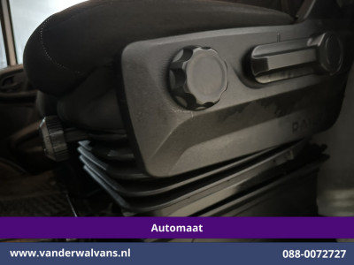 Iveco Daily 35S14V 136pk Automaat 3500kg Trekhaak L2H2 Euro6 Airco | Camera | Navigatie LED, Cruiscontrol, Chauffeursstoel, Bijrijdersbank foto 7