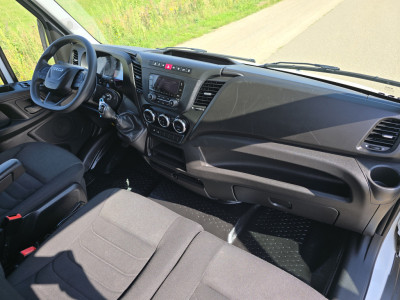 Iveco Daily 35S14V 2.3 352L H2 - 140 Pk - Euro 6 - Airco - Cruise Control foto 11