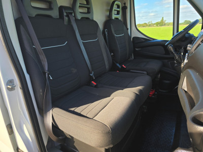 Iveco Daily 35S14V 2.3 352L H2 - 140 Pk - Euro 6 - Airco - Cruise Control foto 11