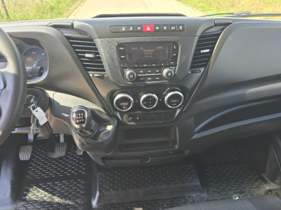 Iveco Daily 35S14V 2.3 352L H2 - 140 Pk - Euro 6 - Airco - Cruise Control foto 13