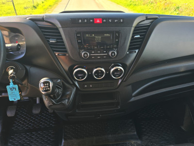 Iveco Daily 35S14V 2.3 352L H2 - 140 Pk - Euro 6 - Airco - Cruise Control foto 13