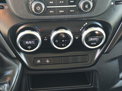 Iveco Daily 35S14V 2.3 352L H2 - 140 Pk - Euro 6 - Airco - Cruise Control foto 14