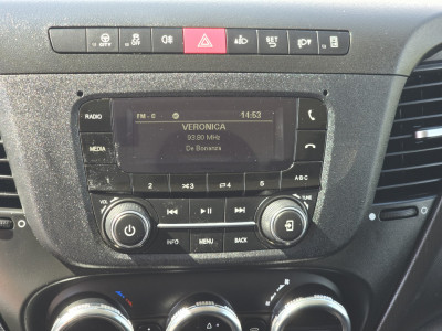 Iveco Daily 35S14V 2.3 352L H2 - 140 Pk - Euro 6 - Airco - Cruise Control foto 15