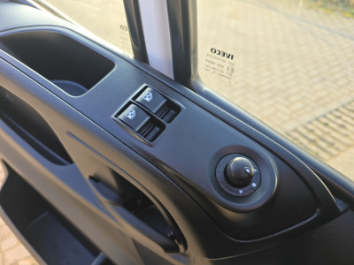 Iveco Daily 35S14V 2.3 352L H2 - 140 Pk - Euro 6 - Airco - Cruise Control foto 16