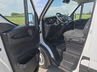 Iveco Daily 35S14V 2.3 352L H2 - 140 Pk - Euro 6 - Airco - Cruise Control foto 17