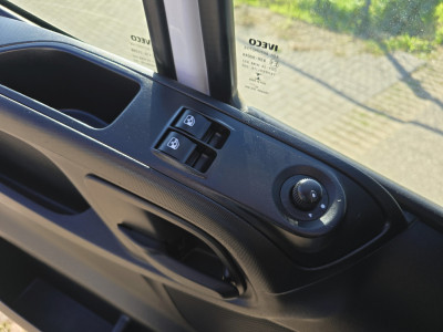 Iveco Daily 35S14V 2.3 352L H2 - 140 Pk - Euro 6 - Airco - Cruise Control foto 17