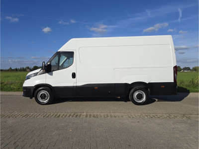 Iveco Daily 35S14V 2.3 352L H2 - 140 Pk - Euro 6 - Airco - Cruise Control foto 2