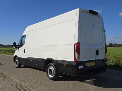 Iveco Daily 35S14V 2.3 352L H2 - 140 Pk - Euro 6 - Airco - Cruise Control foto 3