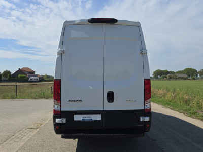 Iveco Daily 35S14V 2.3 352L H2 - 140 Pk - Euro 6 - Airco - Cruise Control foto 4