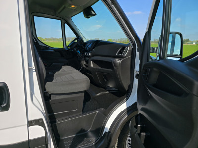 Iveco Daily 35S14V 2.3 352L H2 - 140 Pk - Euro 6 - Airco - Cruise Control - L2 L H2 foto 10