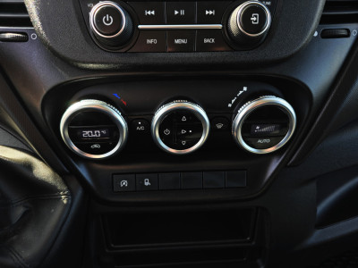 Iveco Daily 35S14V 2.3 352L H2 - 140 Pk - Euro 6 - Airco - Cruise Control - L2 L H2 foto 14
