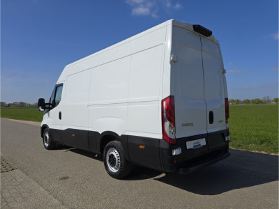 Iveco Daily 35S14V 2.3 352L H2 - 140 Pk - Euro 6 - Airco - Cruise Control - L2 L H2 foto 3