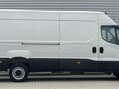 Iveco Daily 35S14V 2.3 410L L4H2 SUPER LANG foto 14