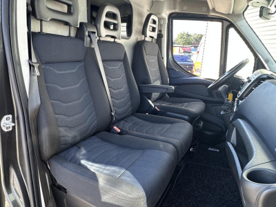 Iveco Daily 35S14V 2.3 L1H1 3500kg trekgewicht automaat MARGE foto 9