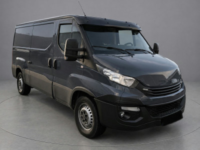 Iveco Daily 35S14V 2.3 L2H1 Edition Cruise, Airco, 3500kg Trekhaak, Radio, Clima, EURO6, Uniek!