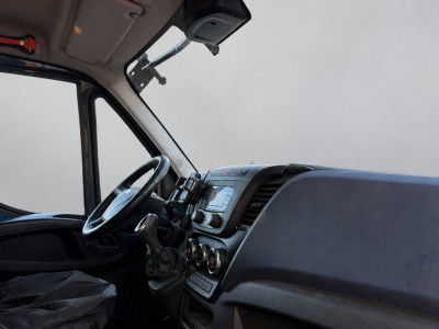 Iveco Daily 35S14V 2.3 L2H1 Edition Cruise, Airco, 3500kg Trekhaak, Radio, Clima, EURO6, Uniek! foto 10