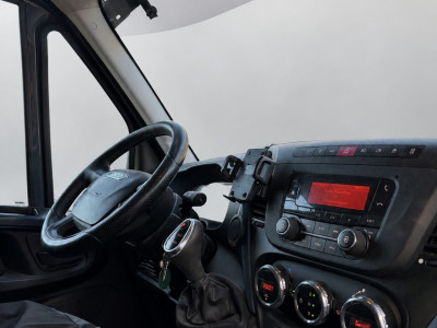 Iveco Daily 35S14V 2.3 L2H1 Edition Cruise, Airco, 3500kg Trekhaak, Radio, Clima, EURO6, Uniek! foto 8