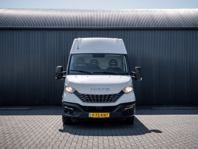 Iveco Daily 35S14V 2.3 L2H2 | Automaat | 1e Eigenaar | Euro 6 | Cruise | Climate | Trekhaak 3