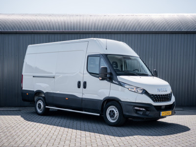 Iveco Daily 35S14V 2.3 L2H2 | Automaat | 1e Eigenaar | Euro 6 | Cruise | Climate | Trekhaak 4