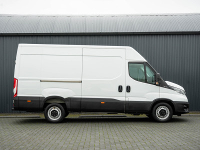 Iveco Daily **35S14V L2H2 | 140PK | 3.5T Trekgewicht | Cruise | Climate** foto 6