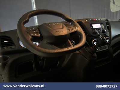 Iveco Daily 35S16 157pk L3H2 Euro6 Airco | 3500kg trekvermogen | Parkeersensoren Bijrijdersbank foto 12