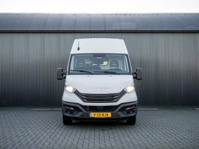 Iveco Daily 35S16 | 160PK | 3-Zits | Climatronic | Trekhaak 3.500 Kg foto 3
