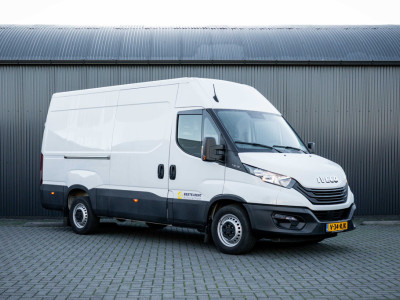 Iveco Daily 35S16 | 160PK | 3-Zits | Climatronic | Trekhaak 3.500 Kg foto 4