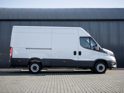 Iveco Daily 35S16 | 160PK | 3-Zits | Climatronic | Trekhaak 3.500 Kg foto 6