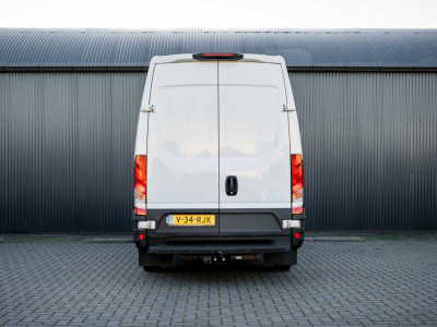 Iveco Daily 35S16 | 160PK | 3-Zits | Climatronic | Trekhaak 3.500 Kg foto 8