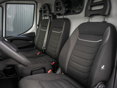 Iveco Daily **35S16 | 160 PK |  L2H2 | Automaat | 3-Zits | Climate | Airco** foto 12