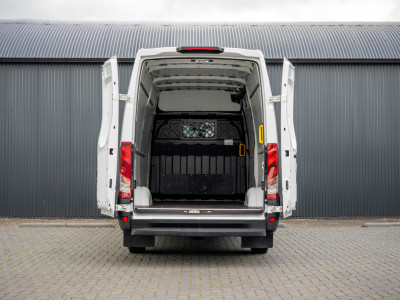 Iveco Daily **35S16 | 160 PK |  L2H2 | Automaat | 3-Zits | Climate | Airco** foto 9