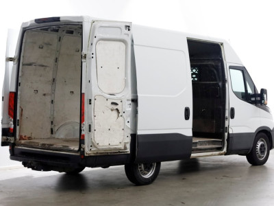 Iveco Daily 35S16 160pk E6 L2H2 HiMatic Automaat Airco/Camara/Trekhaak 3500kg 07-2017 foto 12