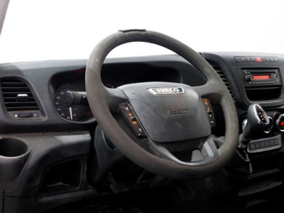 Iveco Daily 35S16 160pk E6 L2H2 HiMatic Automaat Airco/Camara/Trekhaak 3500kg 07-2017 foto 14