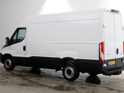Iveco Daily 35S16 160pk E6 L2H2 HiMatic Automaat Airco/Camera/Trekhaak 3500kg 02-2018 foto 9