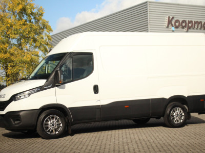 Iveco Daily 35S16 2.3 160pk L2H2 352 Gev. Stoel | Cruise | Trekhaak 3500kg | Lease 645,- p/m foto 12