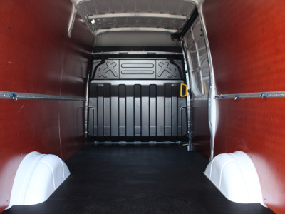Iveco Daily 35S16 2.3 160pk L2H2 352 Gev. Stoel | Cruise | Trekhaak 3500kg | Lease 645,- p/m foto 9
