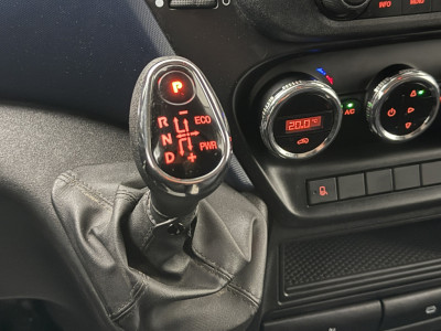 Iveco Daily 35S16 Hi-Matic Automaat L2H2 | 3500Kg Trekhaak foto 15
