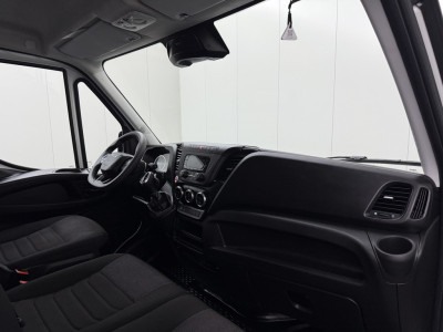 Iveco Daily 35S16 Hi-Matic Automaat L2H2 | 3500Kg Trekken | Airco | 3-Zits | Betimmering foto 19
