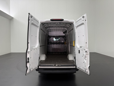 Iveco Daily 35S16 Hi-Matic Automaat L2H2 | 3500Kg Trekken | Airco | 3-Zits | Betimmering 4